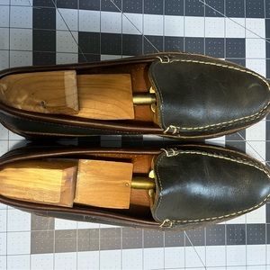 Allen Edmonds Boulder Venetian Driving Mocs Black/Brown Loafers